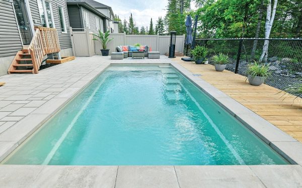Everything That You Should Know About the Fiberglass Pools